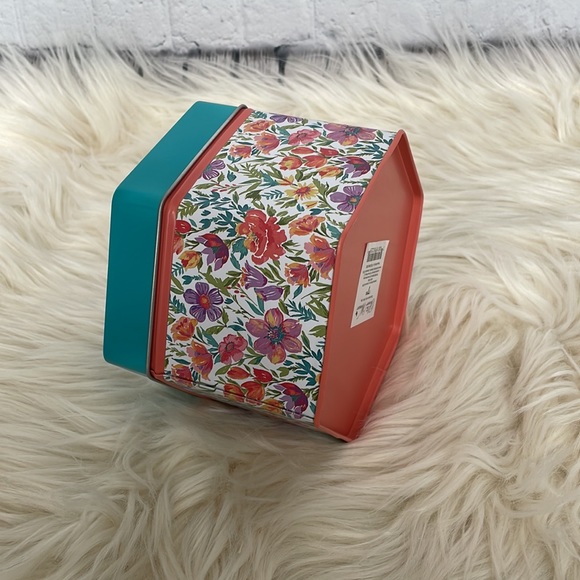 The Pioneer Woman Hexagon Tin Can - Picture 3 of 5